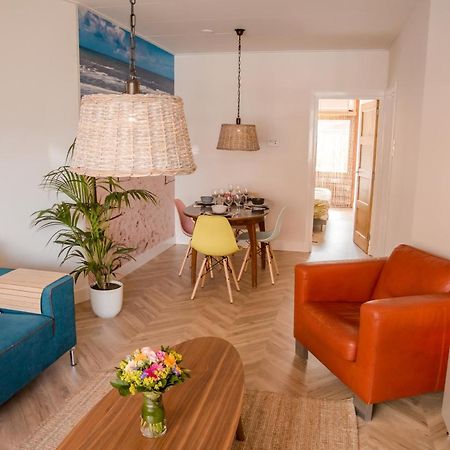 Beachhouse Anna, 1 Minute Walk To The Beach And Centre Of Katwijk, Free Private Parking Next To The House ! Katwijk aan Zee Exterior photo