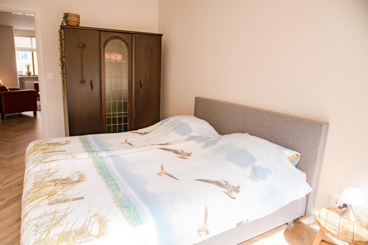 Beachhouse Anna, 1 Minute Walk To The Beach And Centre Of Katwijk, Free Private Parking Next To The House ! Katwijk aan Zee Exterior photo